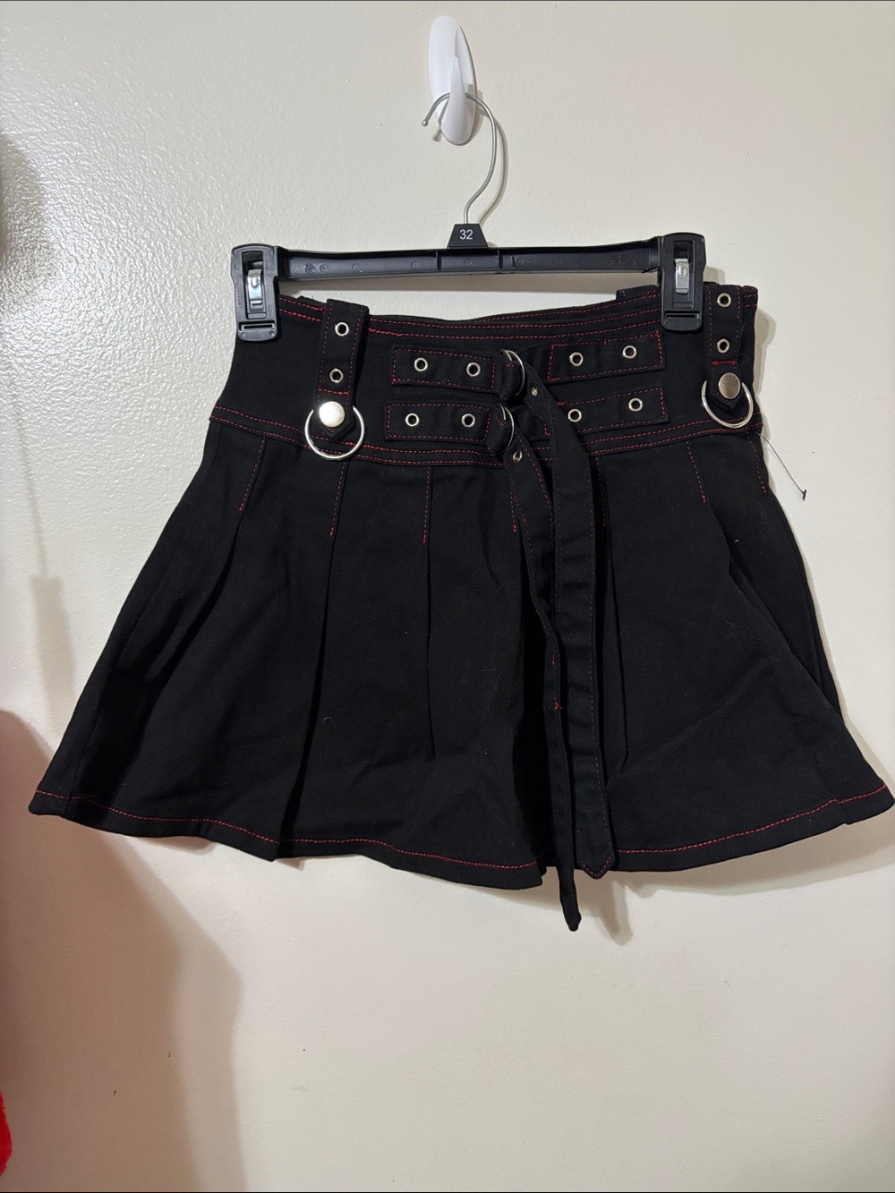 Hot Topic Black Skater Mini Skirt with Red Topstitching and Grommet Belt